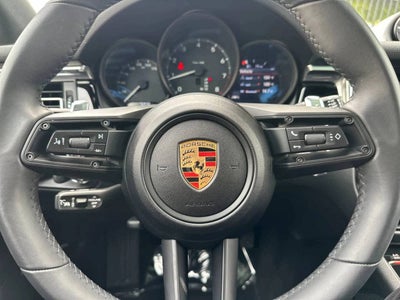 2025 Porsche Macan Base