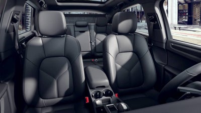 2025 Porsche Macan AWD