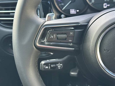 2025 Porsche Macan AWD