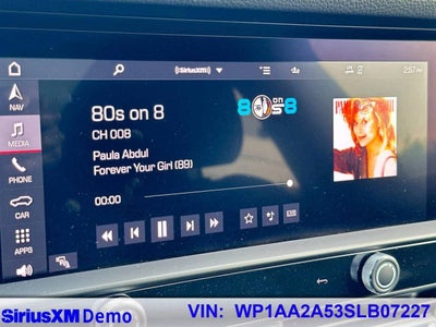 2025 Porsche Macan AWD