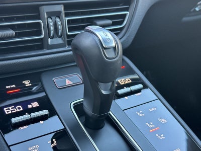 2025 Porsche Macan AWD