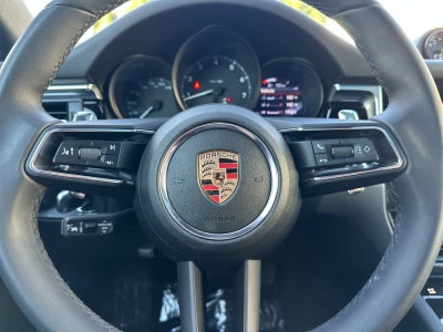 2025 Porsche Macan AWD