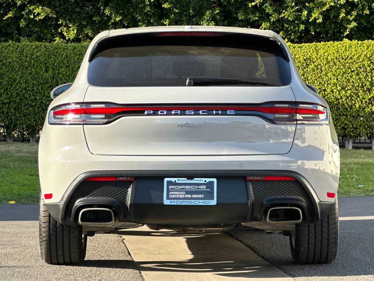 2025 Porsche Macan AWD