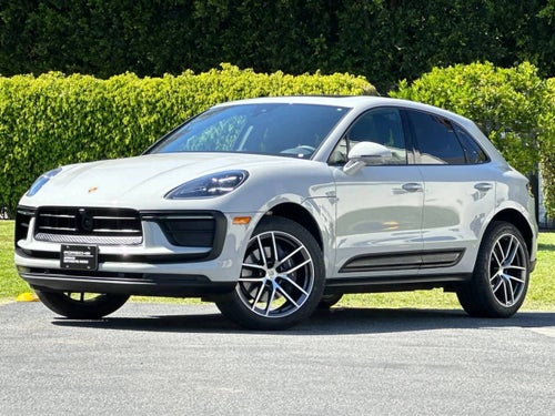 2025 Porsche Macan Base