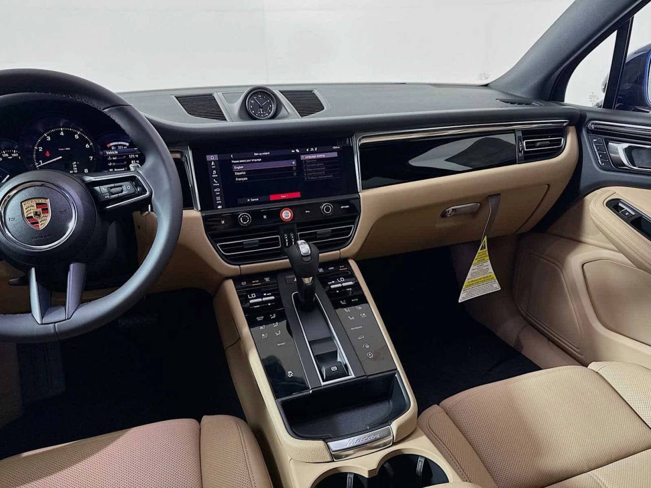 2025 Porsche Macan AWD