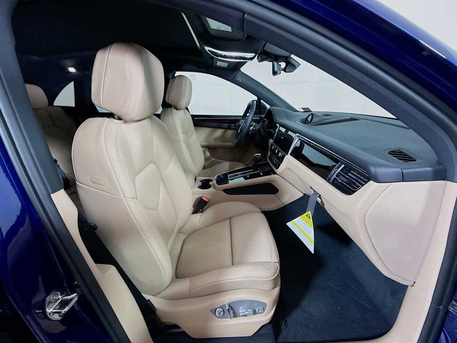 2025 Porsche Macan Macan