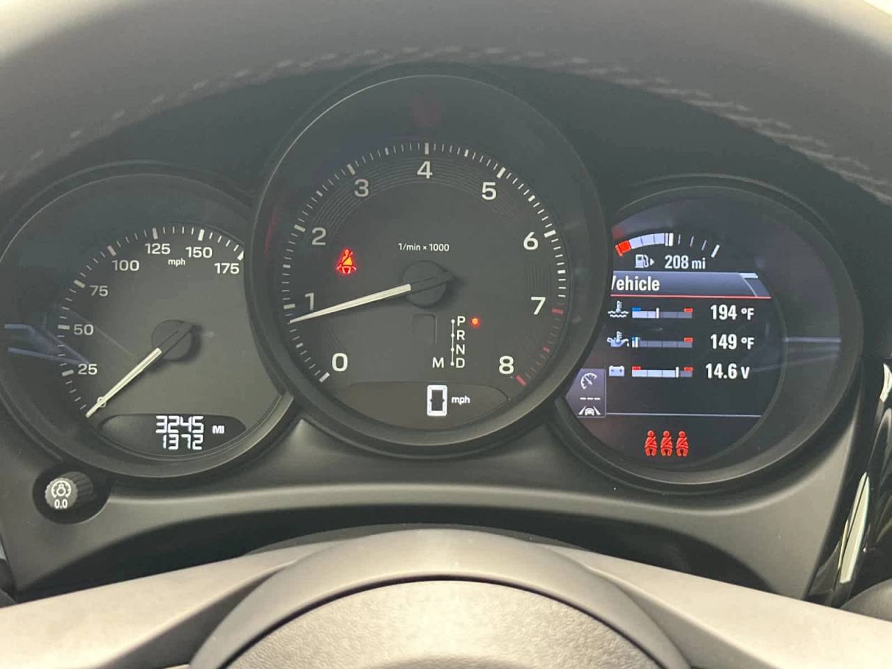 2025 Porsche Macan Base