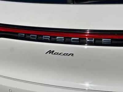 2025 Porsche Macan Base