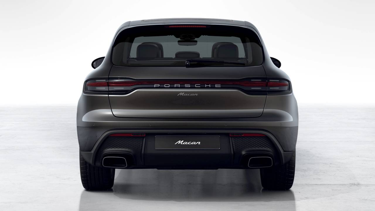 2025 Porsche Macan Base