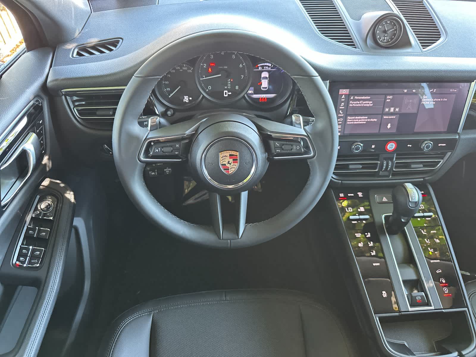 2025 Porsche Macan Macan