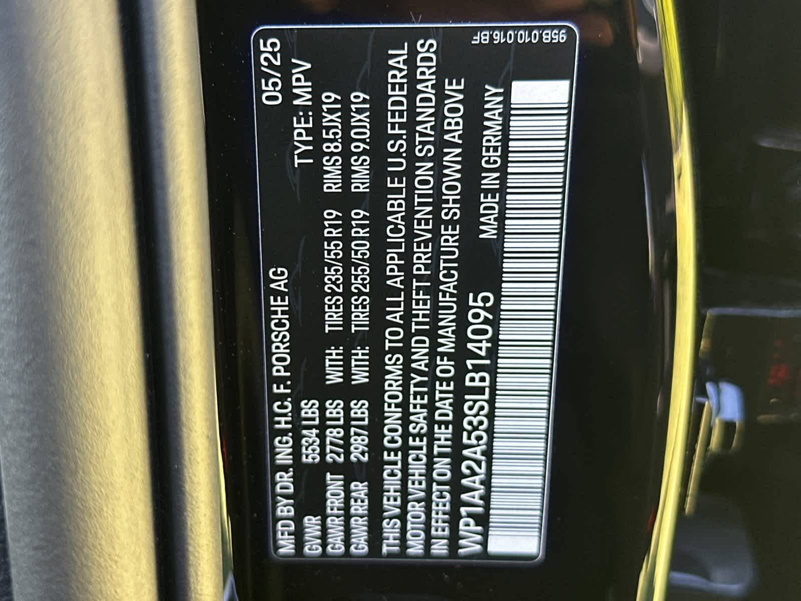 2025 Porsche Macan Macan