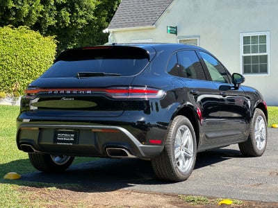 2025 Porsche Macan Macan