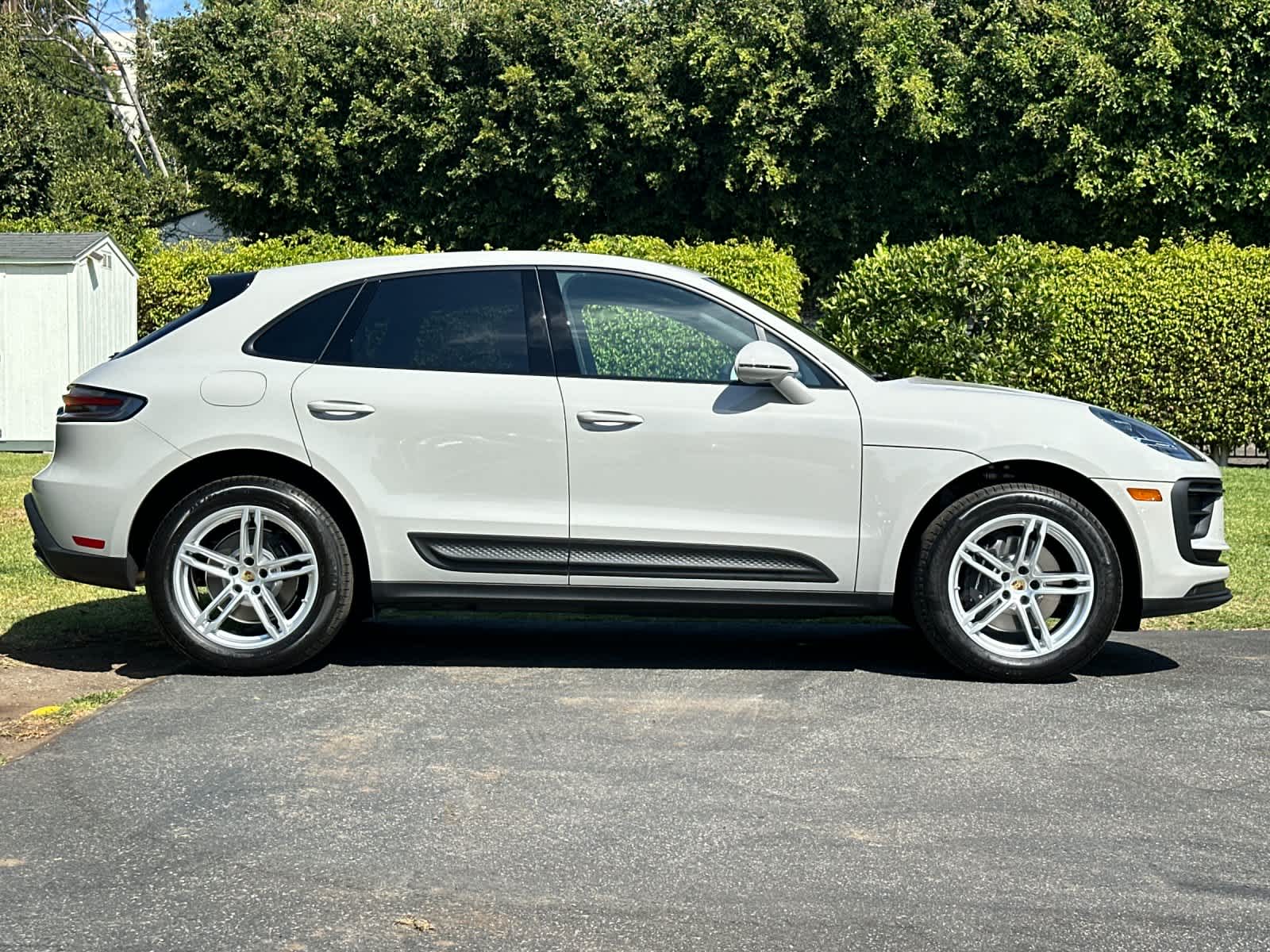 2025 Porsche Macan Macan