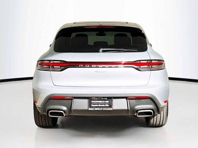2026 Porsche Macan Base