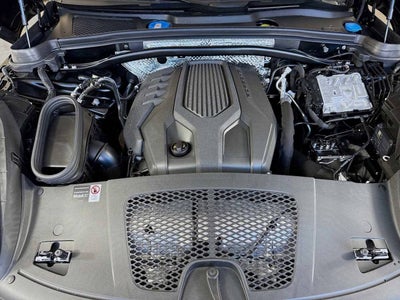 2026 Porsche Macan AWD