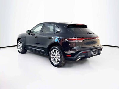 2026 Porsche Macan AWD