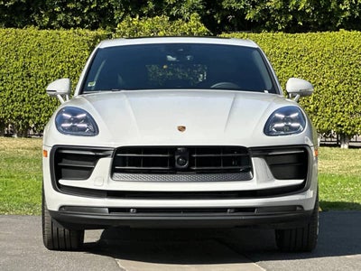 2026 Porsche Macan AWD