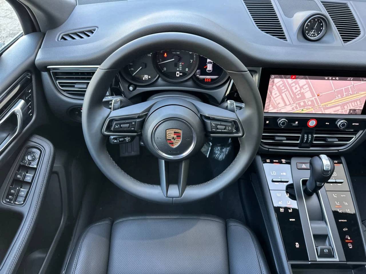 2026 Porsche Macan AWD