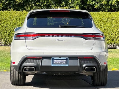 2026 Porsche Macan Macan