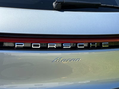 2026 Porsche Macan Macan