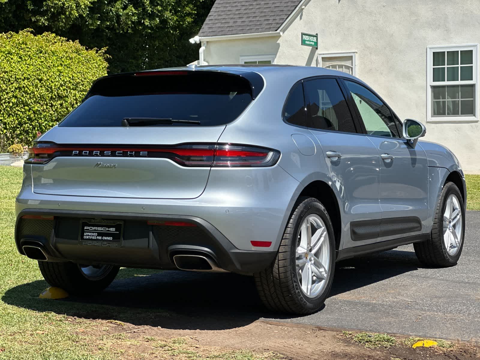 2026 Porsche Macan Macan