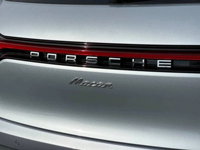2026 Porsche Macan Macan