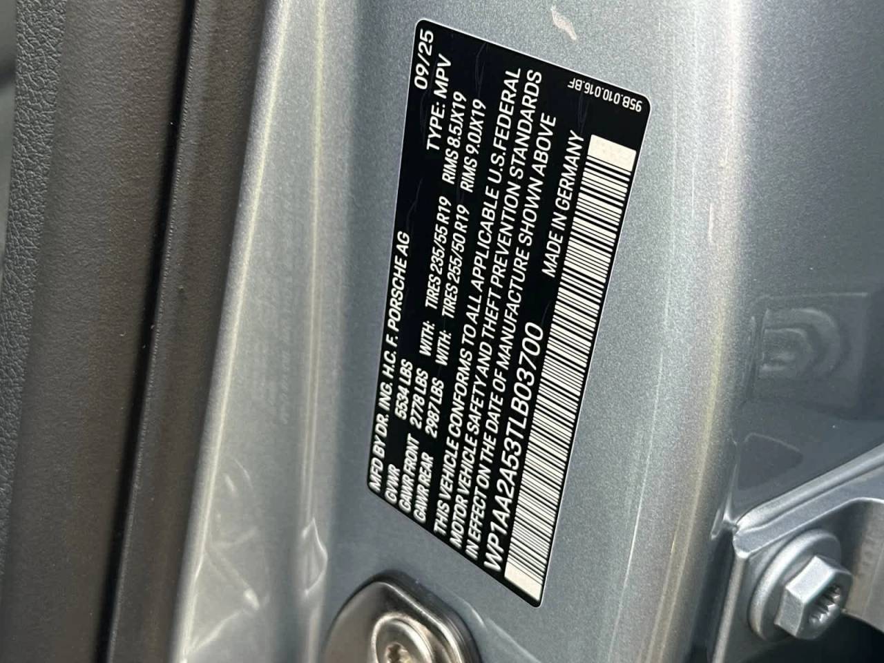 2026 Porsche Macan Macan