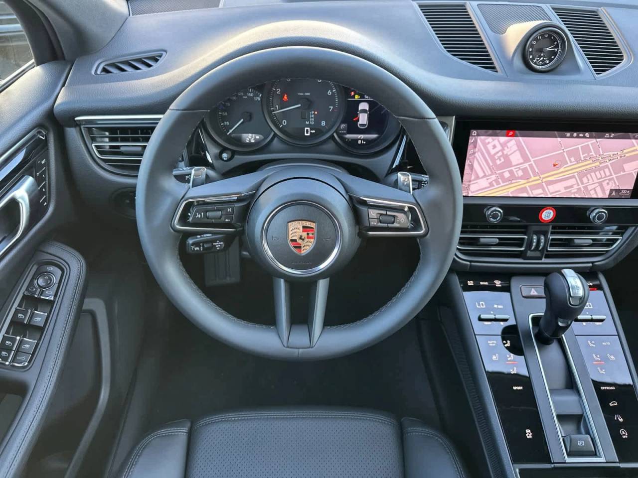 2026 Porsche Macan AWD