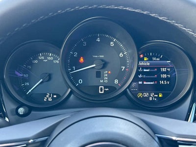 2026 Porsche Macan AWD