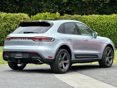 2026 Porsche Macan Macan