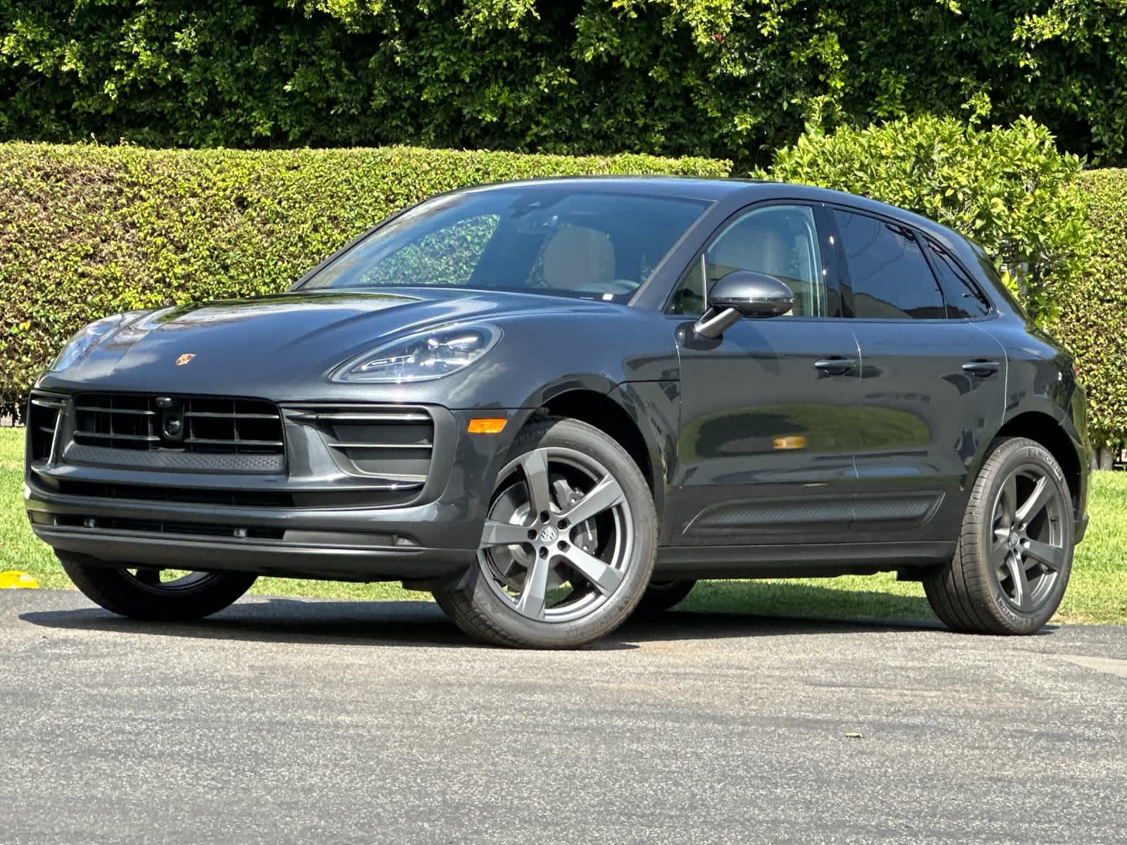 2026 Porsche Macan Macan