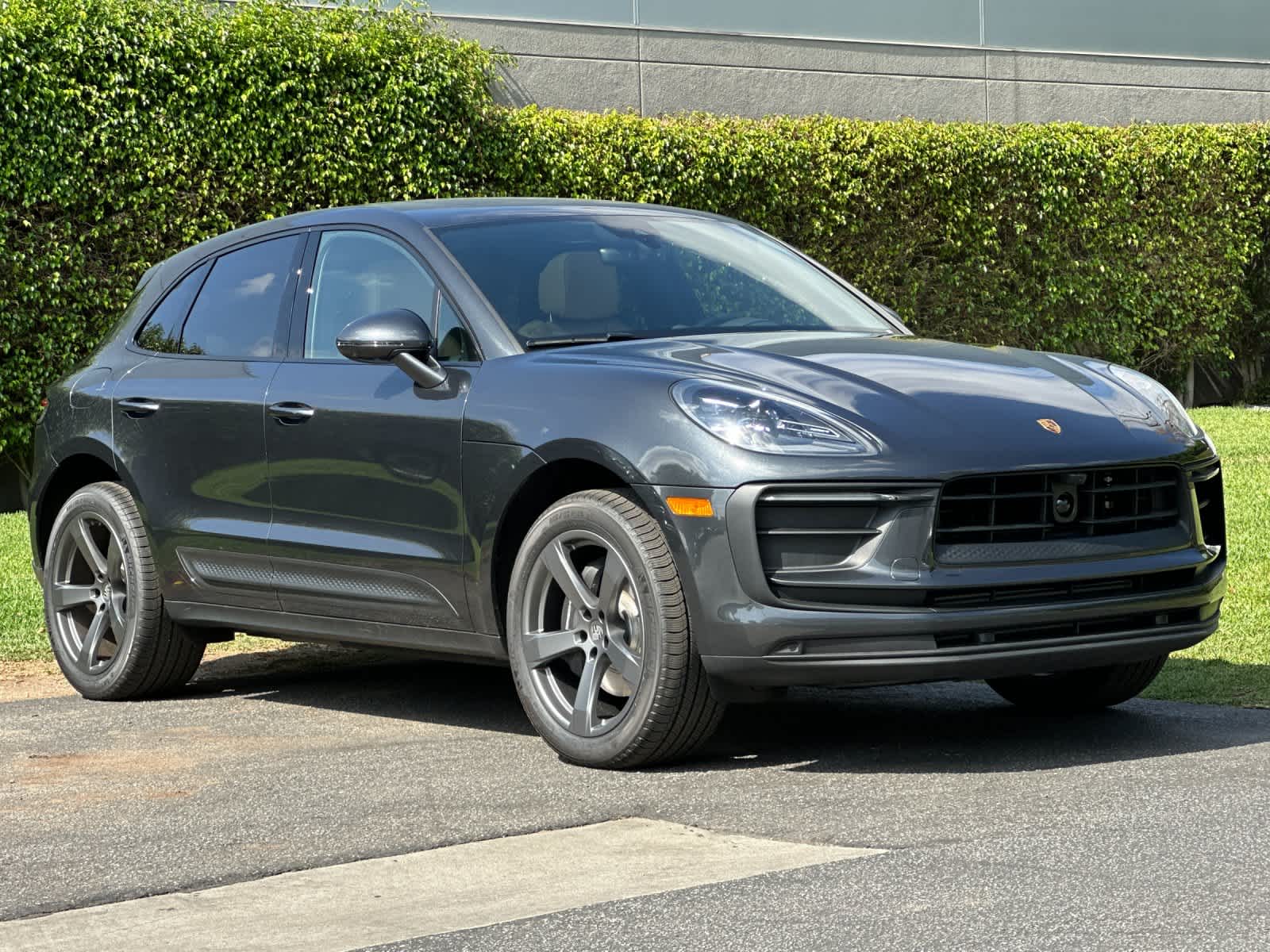 2026 Porsche Macan Macan