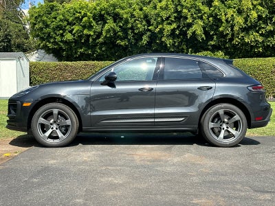 2026 Porsche Macan Macan