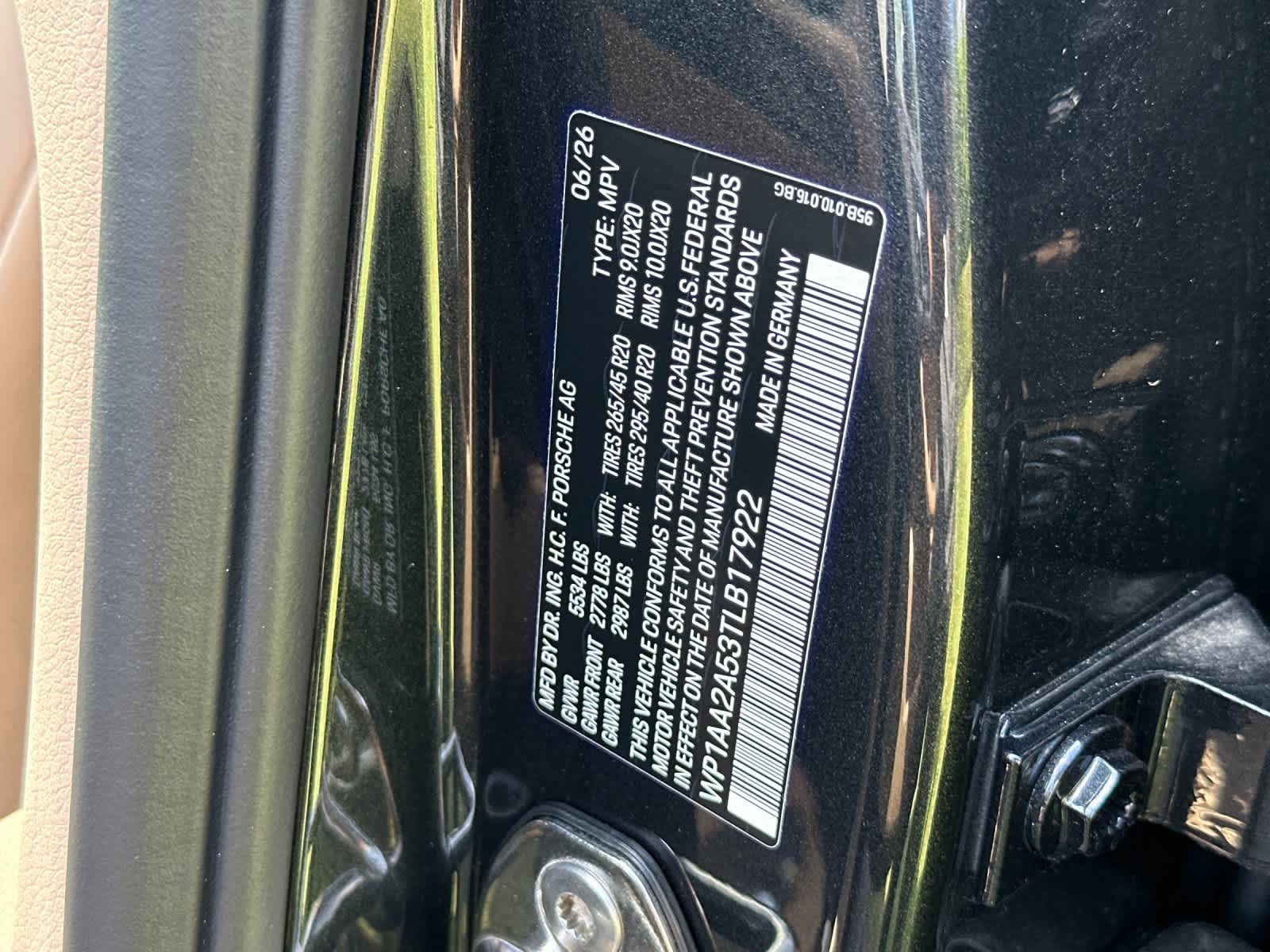 2026 Porsche Macan Macan