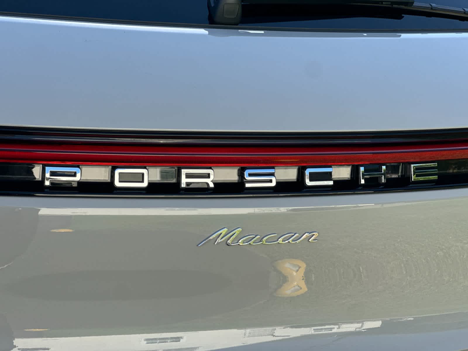 2026 Porsche Macan Macan