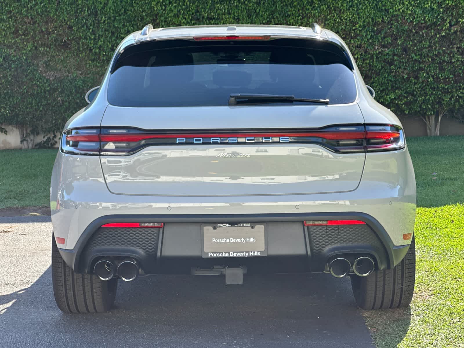 2026 Porsche Macan Macan