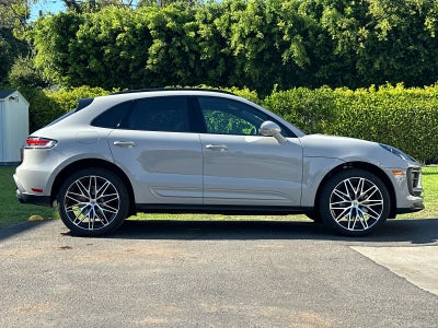 2026 Porsche Macan Macan