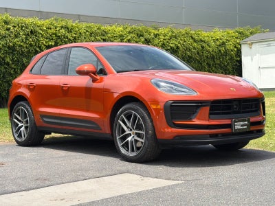 2023 Porsche Macan Macan (MY23)