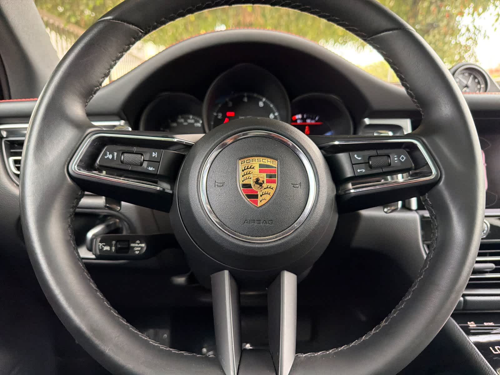 2023 Porsche Macan Macan (MY23)