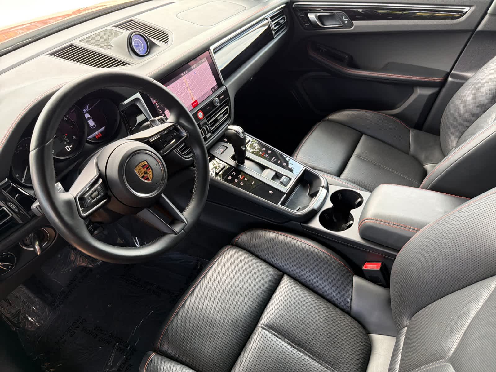 2023 Porsche Macan Macan (MY23)