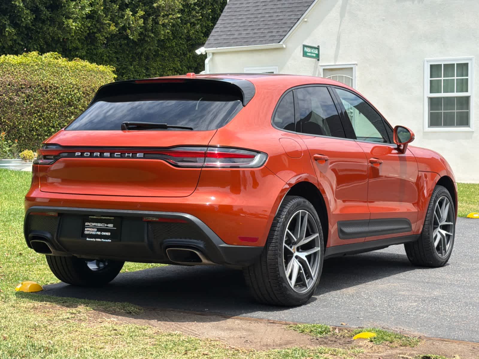 2023 Porsche Macan Macan (MY23)