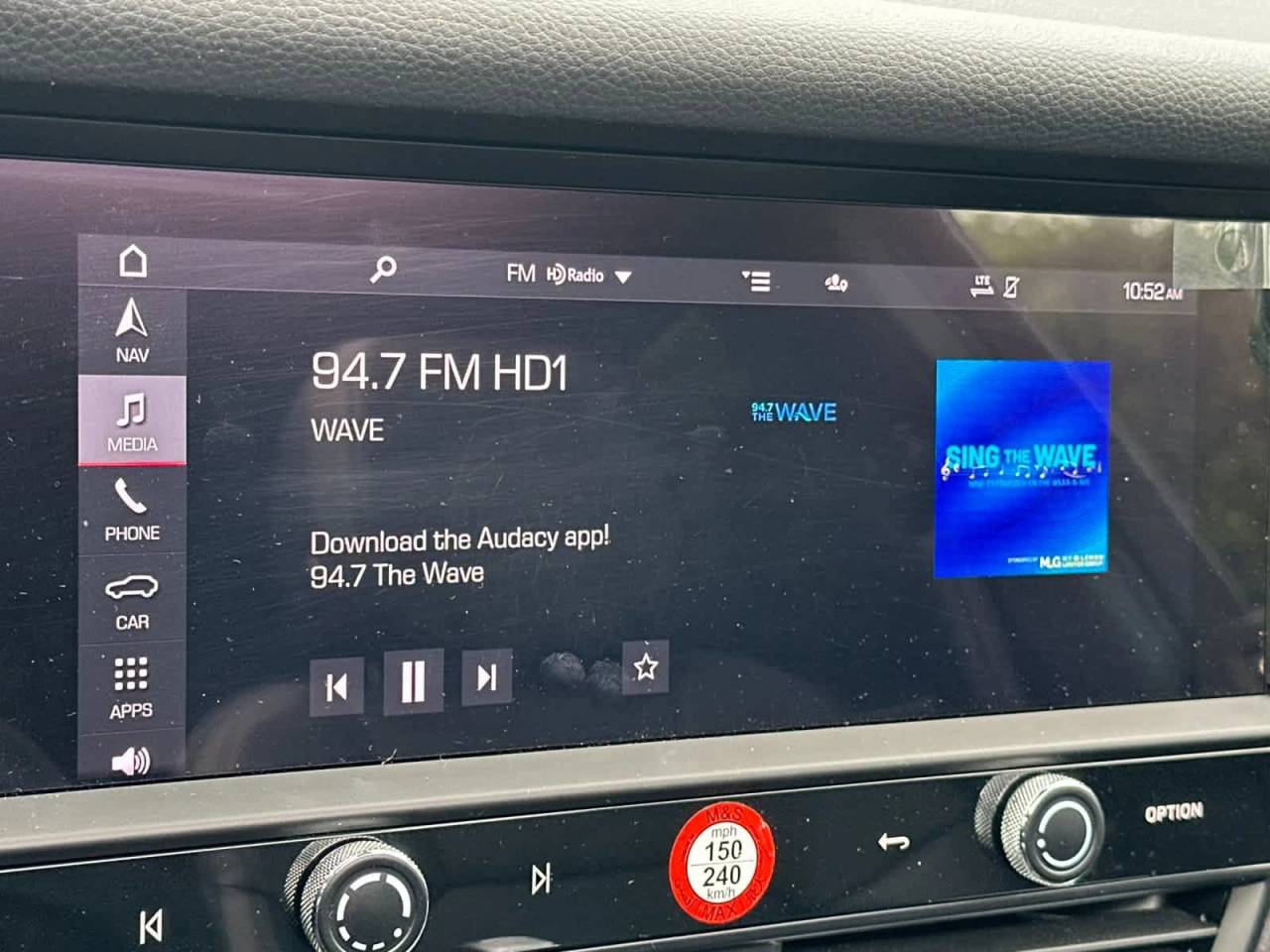 2025 Porsche Macan AWD