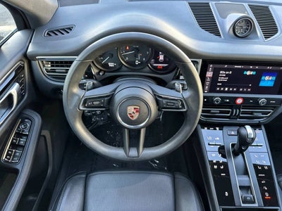 2025 Porsche Macan AWD