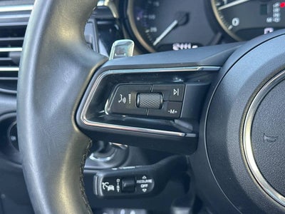 2025 Porsche Macan AWD