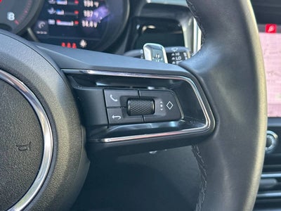 2025 Porsche Macan AWD