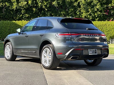 2025 Porsche Macan AWD