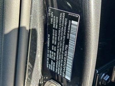 2025 Porsche Macan AWD