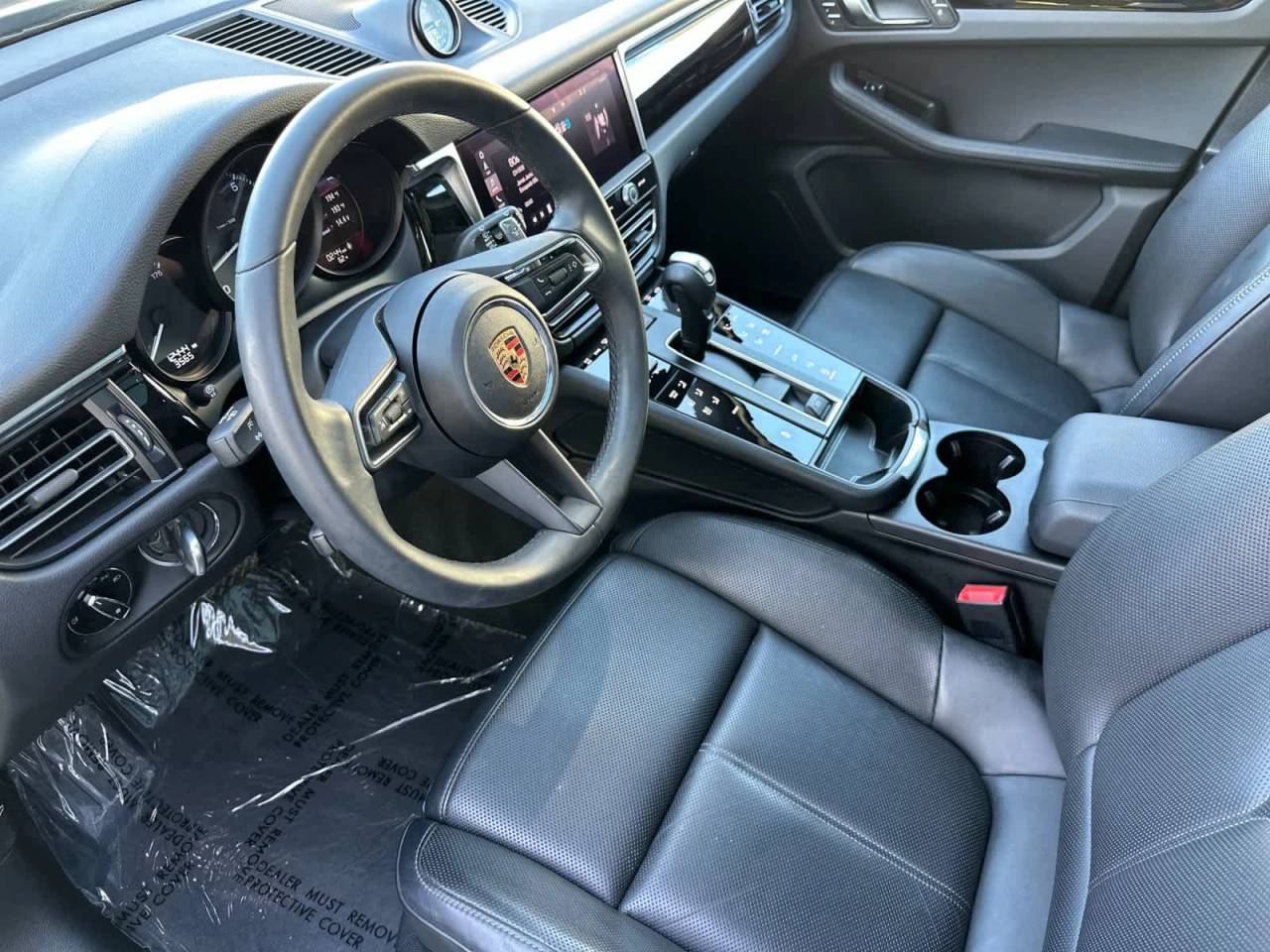 2025 Porsche Macan AWD