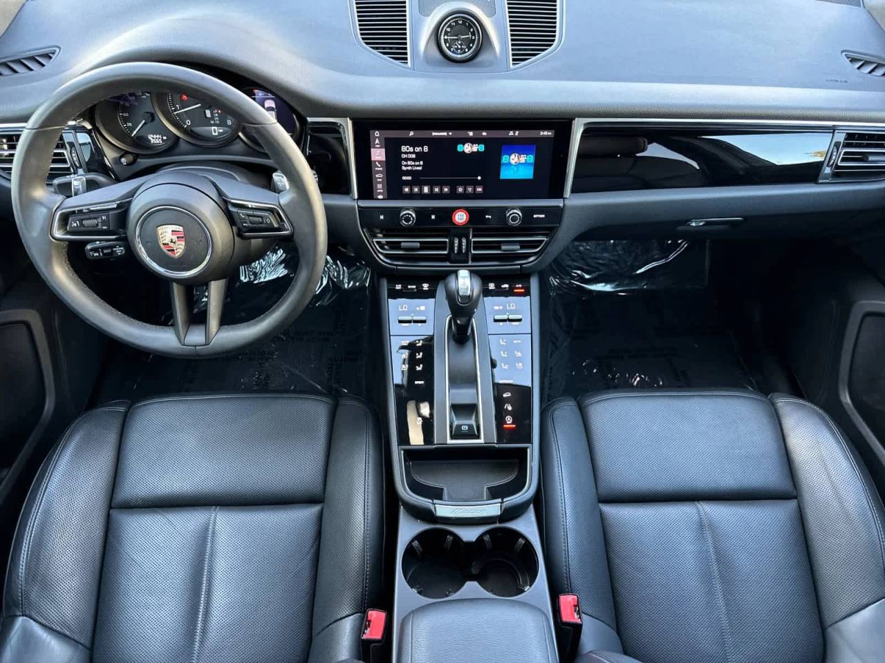 2025 Porsche Macan AWD