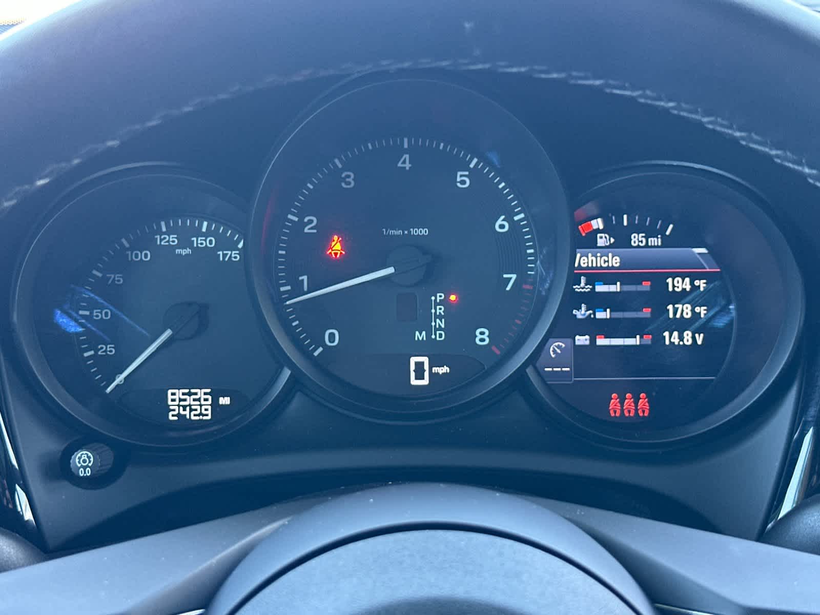 2025 Porsche Macan Base